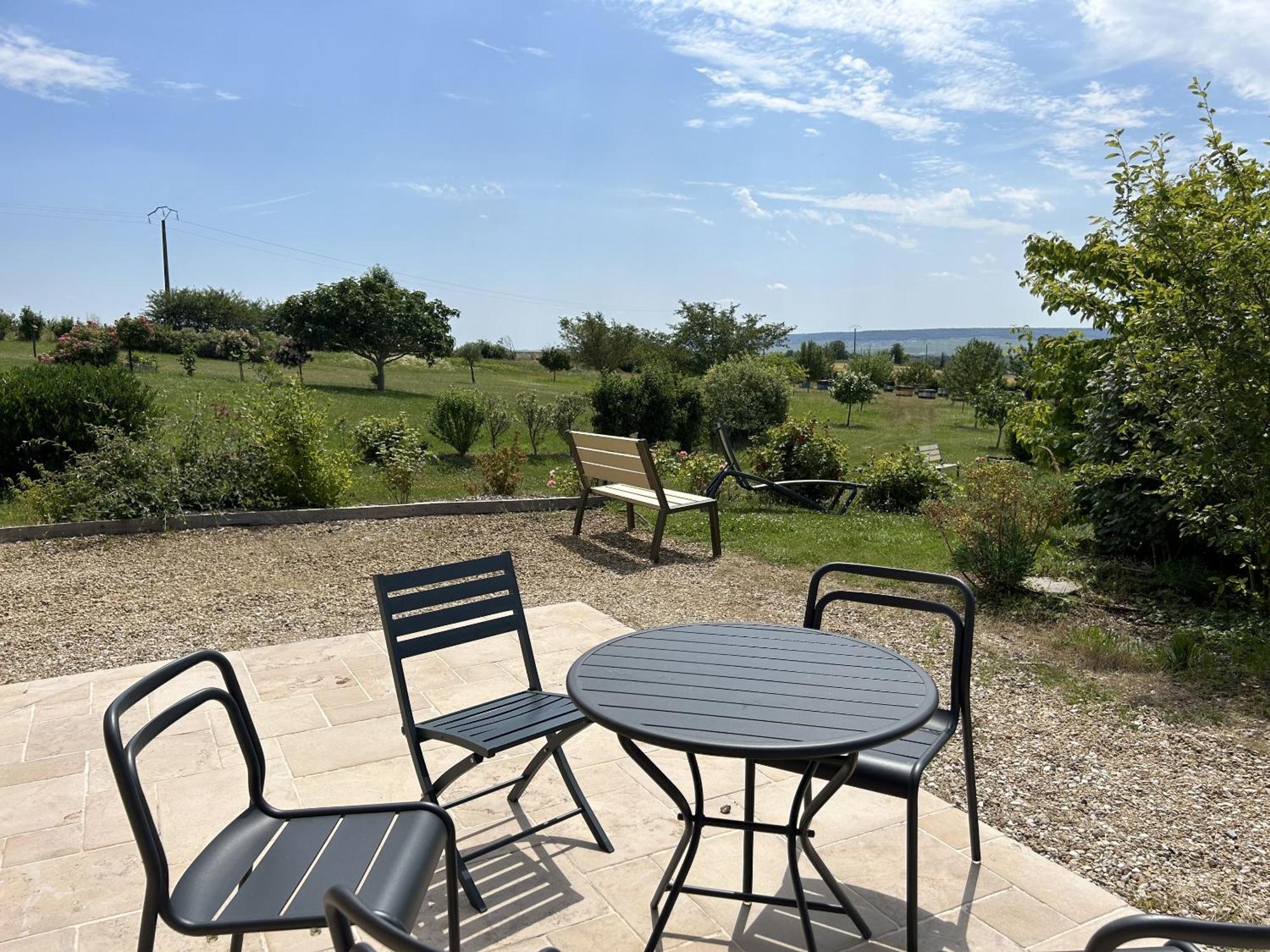 Le Charme Villa Cernay-les-Reims ภายนอก รูปภาพ
