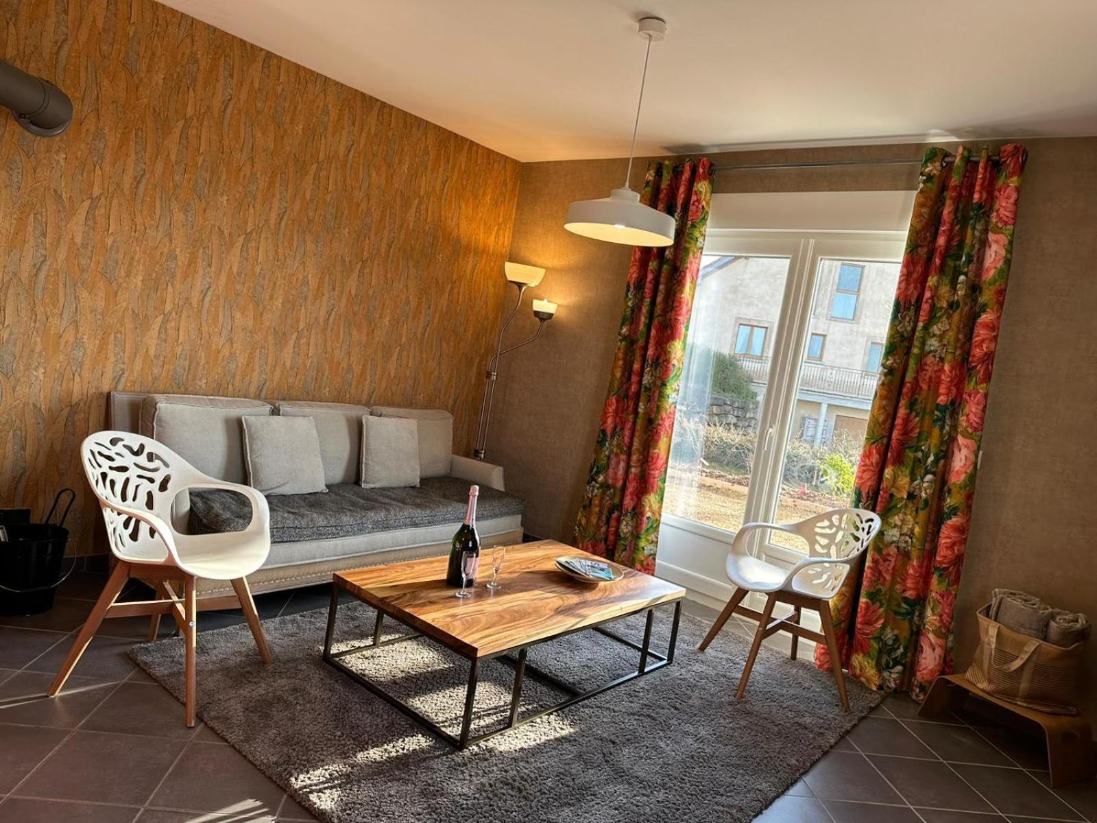 Le Charme Villa Cernay-les-Reims ภายนอก รูปภาพ