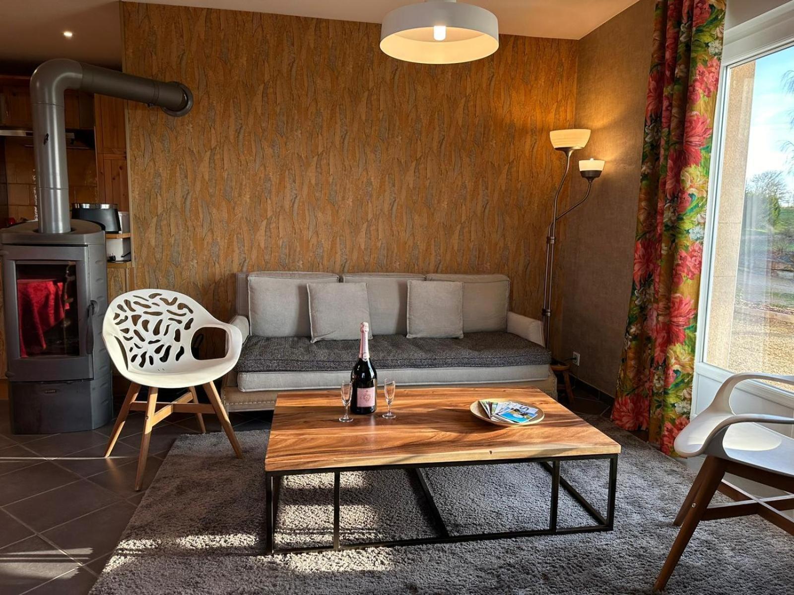 Le Charme Villa Cernay-les-Reims ภายนอก รูปภาพ